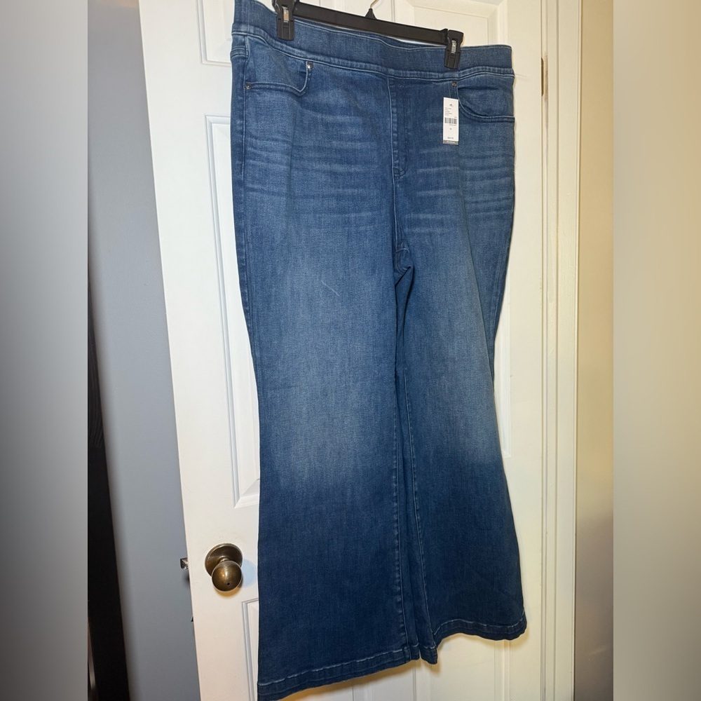 Lane Bryant Woman’s Boot Cut High Rise Pull On Jeans Size 22 Medium Wash NWT